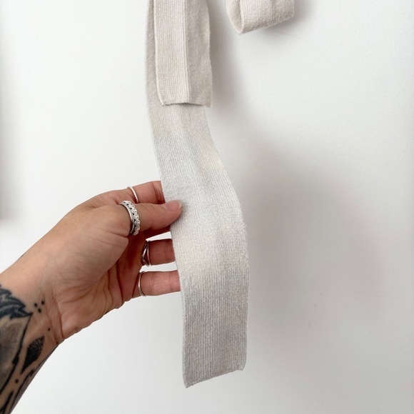 Louna open back rib tie sweater - Picture 4 of 7